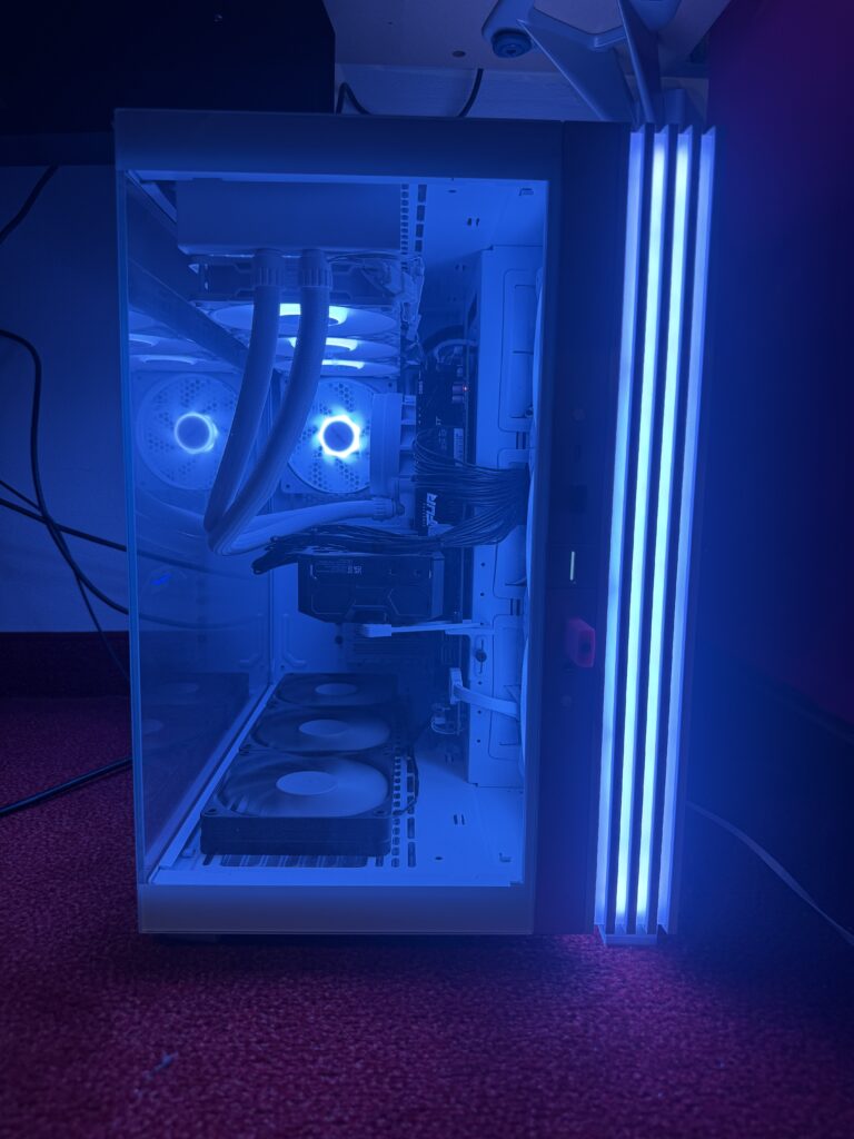 Pc Gaming perso AMD — Comme neuf — emballage ouvert